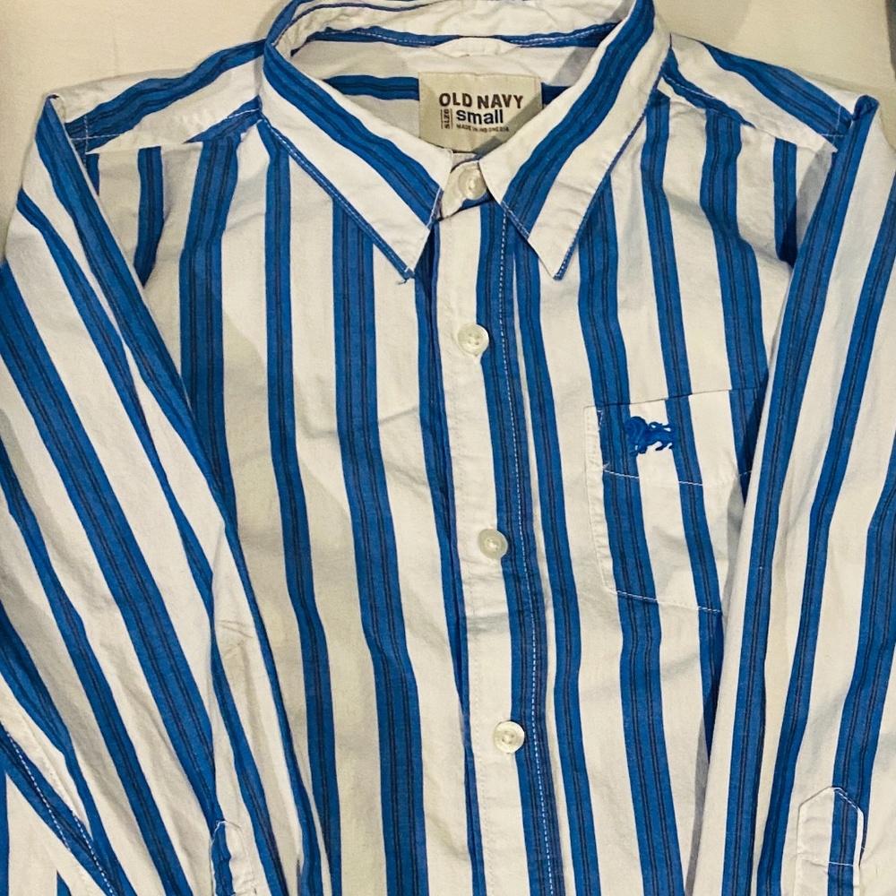 Old Navy button up cotton shirt